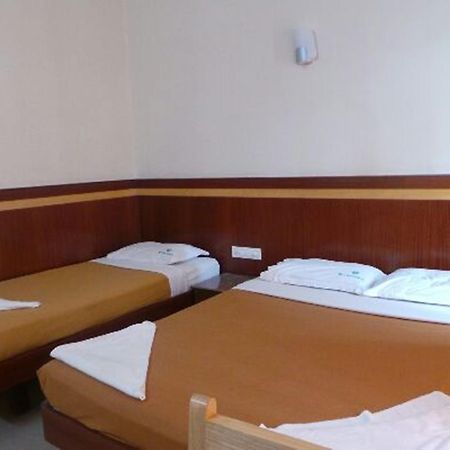 Mlc Gateway Deluxe Inn Bengaluru Kültér fotó