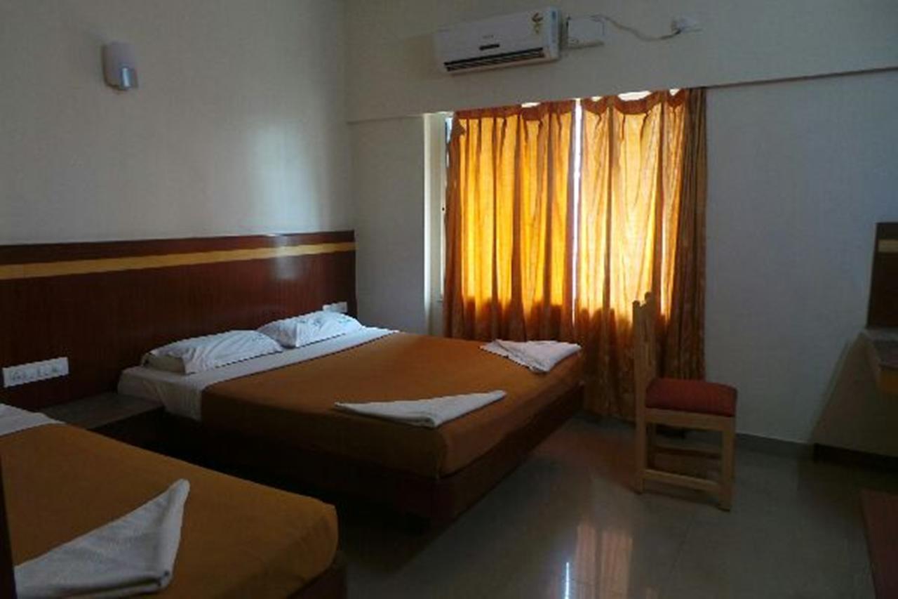Mlc Gateway Deluxe Inn Bengaluru Kültér fotó